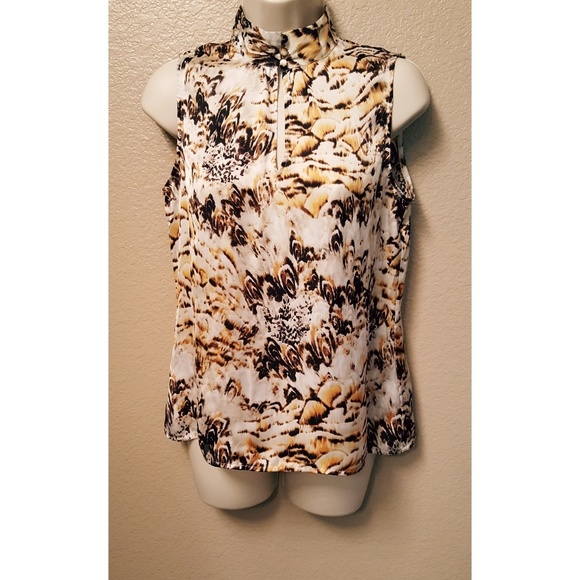 Vince Camuto Tops - Vince Camuto Animal Print Top